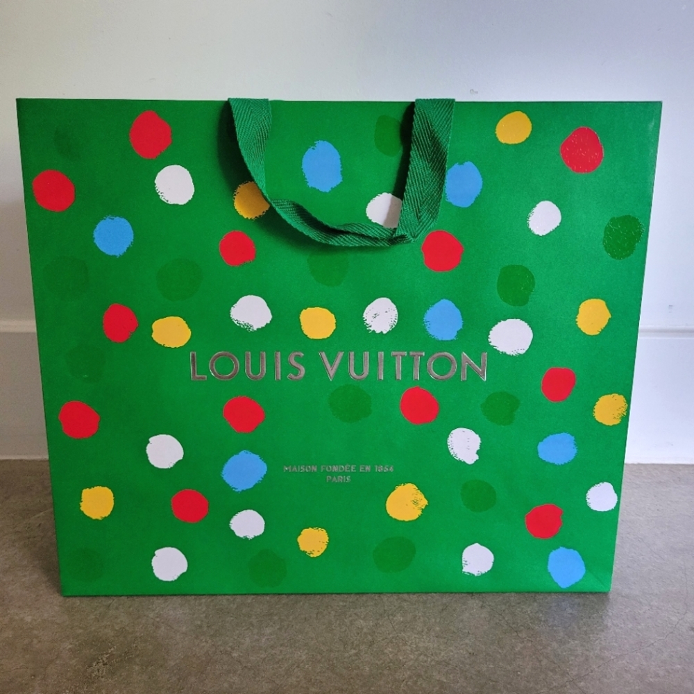 AUTHENTIC 🌟 Louis Vuitton Yayoi Kusama Empty Gift Shopping Bag Green Polka Dots